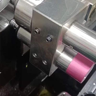 走心機(jī)加裝msiy<a href='gaosuzhuzhou.htm' class='keys' title='點(diǎn)擊查看關(guān)于電主軸的相關(guān)信息' target='_blank'>電主軸</a>.jpg 走心機(jī)加裝msiy<a href='gaosuzhuzhou.htm' class='keys' title='點(diǎn)擊查看關(guān)于電主軸的相關(guān)信息' target='_blank'>電主軸</a>.jpg